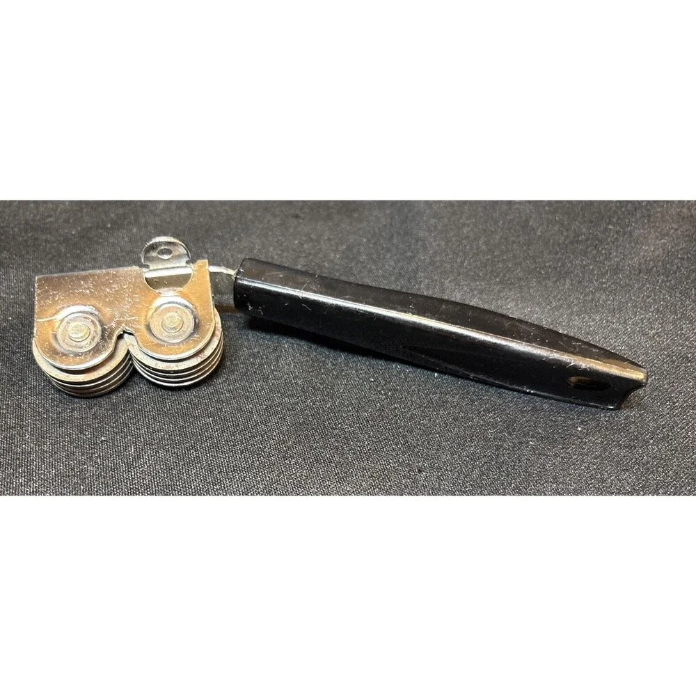 VTG ECKO Black Handled Manual Pull Through Knife Sharpener USA Great Condition